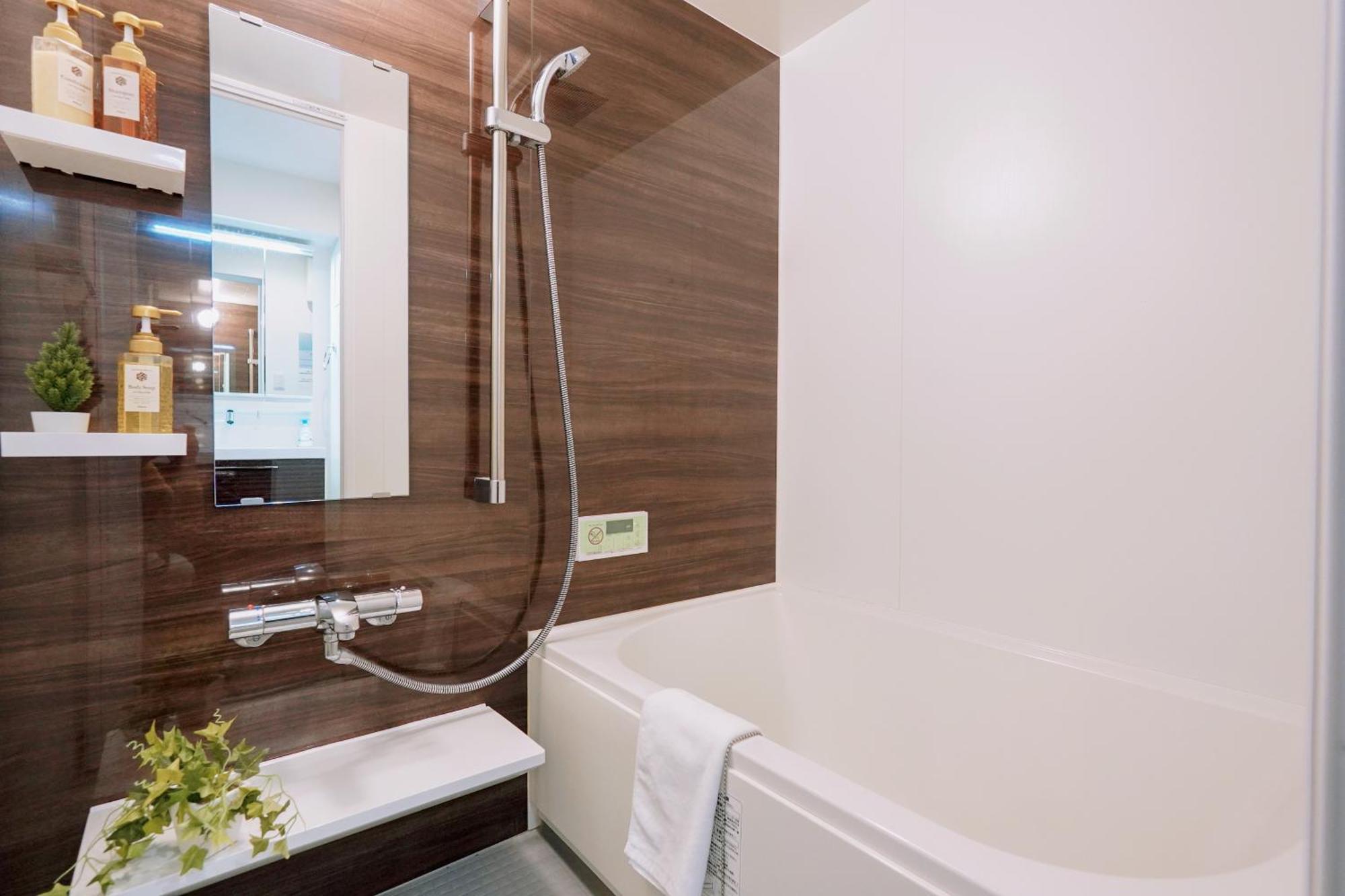 Kuromon Royal Niponbashi Appartement